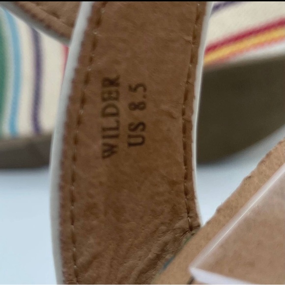 EUC Shoe Dazzle Retro Striped Platform Wedge Sandals - Picture 5 of 13